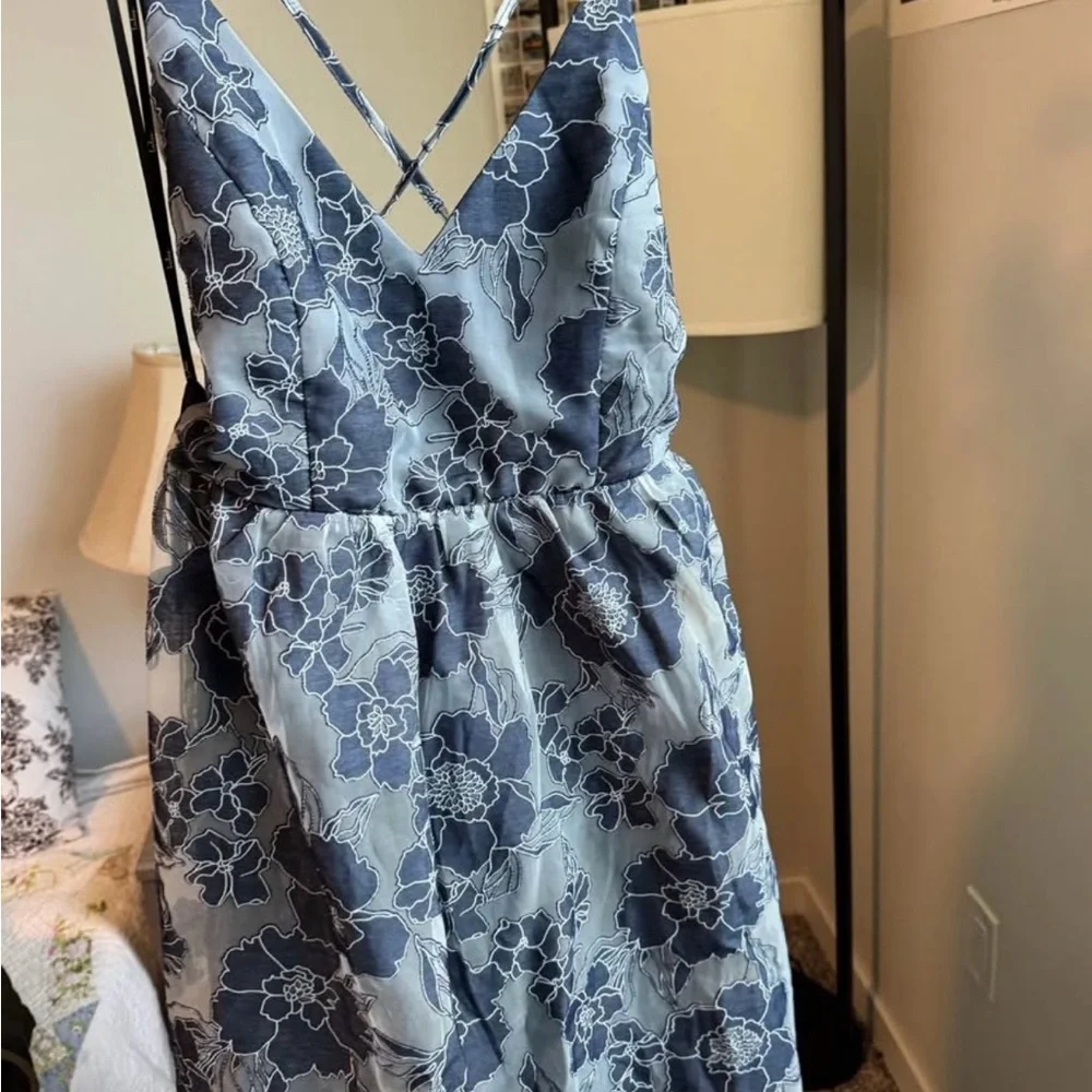 Lulus Lace-Up Midi Dress - Picture 3 of 7